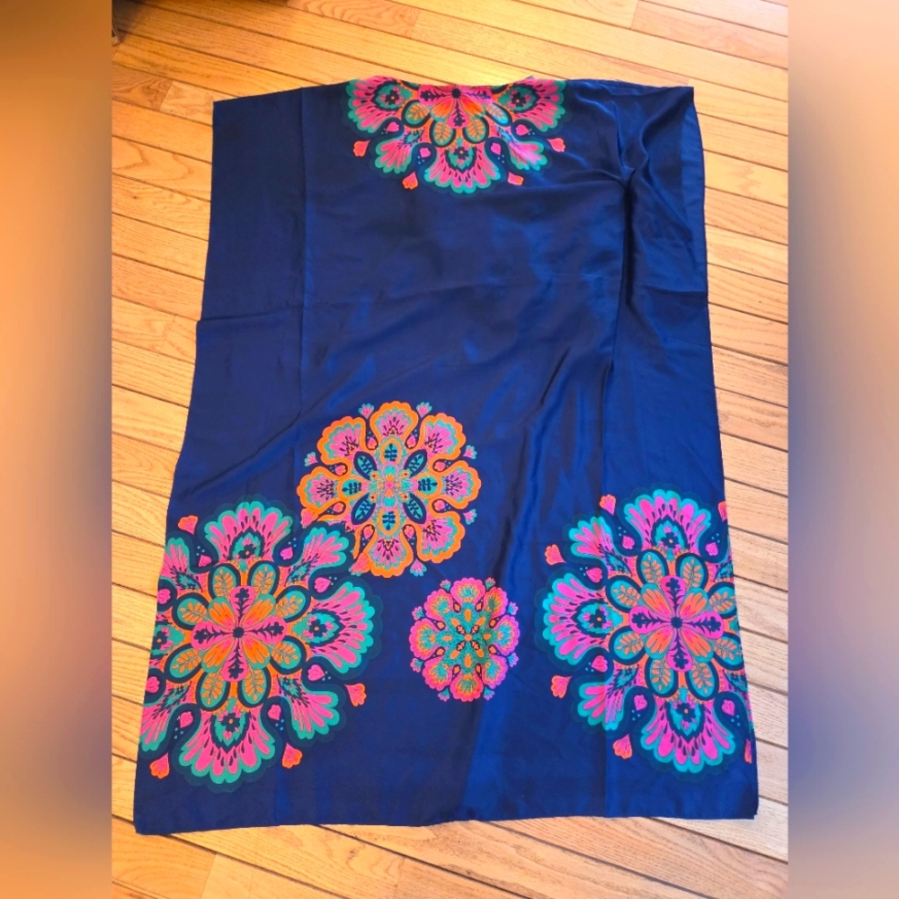 Trina Turk - Floral Blue/Pink KAFTAN Size M/L